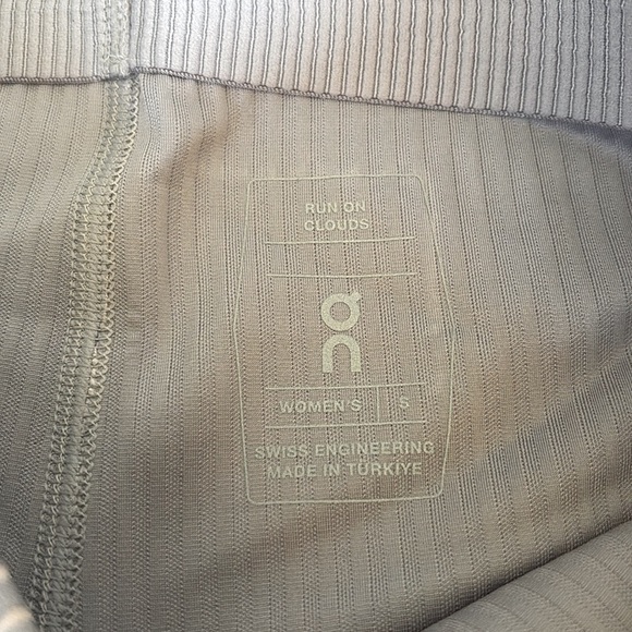 NWT [On Running] All-Day Ribbed Flare Legging Pants, Orchid Lilac, Women's Sz S - Picture 12 of 14